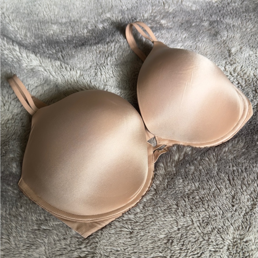 VS Victoria’s Secret Very Sexy Push-Up Bra 36DDD